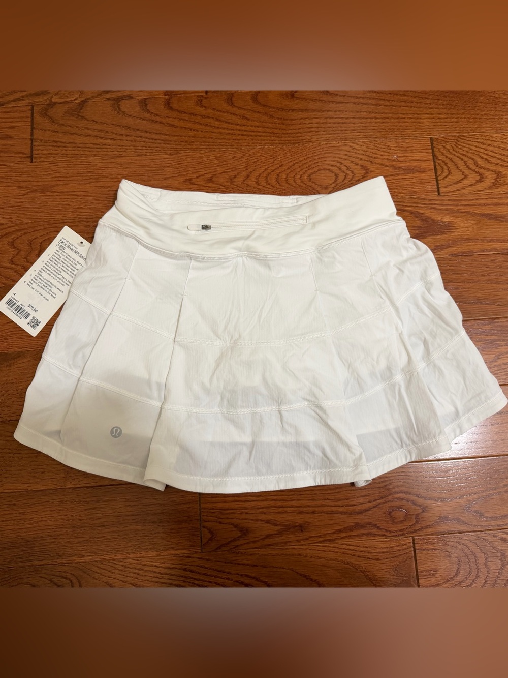 lululemon athletica White Women's Tennis Skort with Liner - Picture 2 of 4